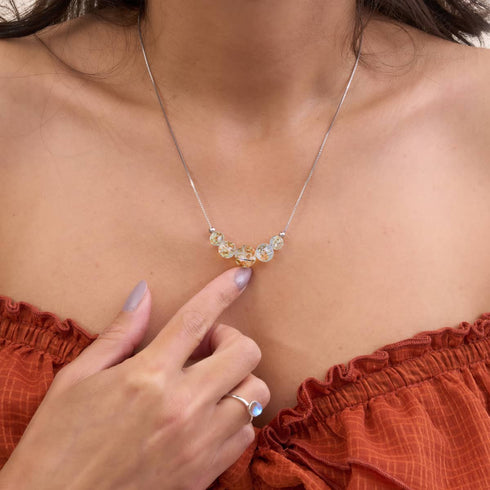 Alabaster | 925er Sterlingsilber | Glühwürmchen-Glas-Halskette mit Unendlichkeitsverschluss